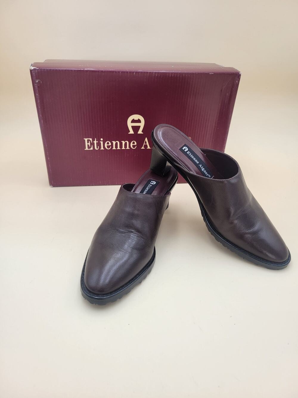 Etienne Aigner Vintage Mules Leather Size 6 Brown Vtg